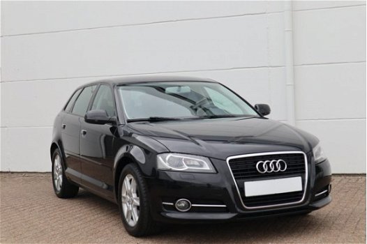 Audi A3 Sportback - 1.2 TFSI Attraction Advance - 1