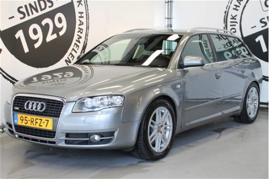 Audi A4 Avant - 3.0 TDI quattro AUTOMAAT S LINE BOSE TREKHAAK XENON 17 INCH - 1