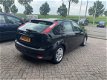 Ford Focus - 1.6-16V Trend Ghia. Airco, audiobediening aan het stuur en meer - 1 - Thumbnail