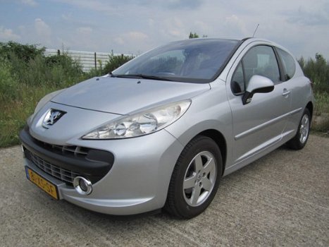 Peugeot 207 - 1.4-16V XS Clima/Navi/APK/NAP - 1