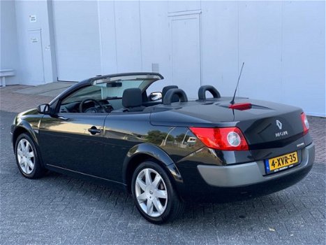 Renault Mégane coupé cabriolet - 1.6-16V *KARMANN uitvoering* Zeer Netjes - 1