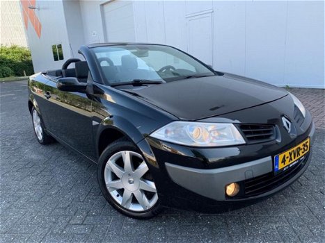 Renault Mégane coupé cabriolet - 1.6-16V *KARMANN uitvoering* Zeer Netjes - 1