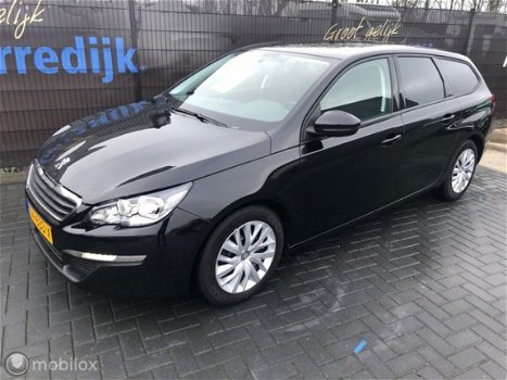 Peugeot 308 - 110 pk Executive Nav, cruise, dab.120 dkm bj 2014 - 1