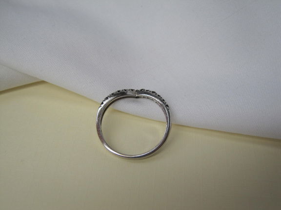 Zilveren ring maat 18.4 V model met zwarte saffiertjes - Afbeelding 8