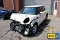 In onderdelen MINI R56 cooper '07 BILY bmw autodemontage - 1 - Thumbnail