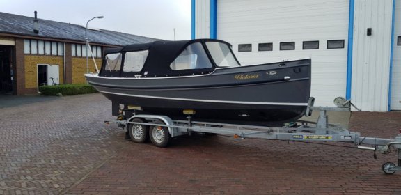 Gruno stalen sloep Ambassador 7.20 lounge d - 1