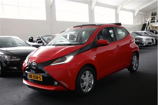 Toyota Aygo - 1.0 VVT-i x-wave Cabrio LED 5-Deurs 39491km 2015 LM Velgen Cruice Controle Camera Cabr - 1