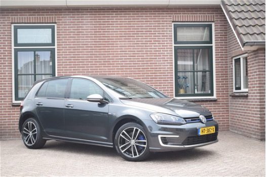 Volkswagen Golf - 1.4 TSI 204pk DSG GTE (€18.949 incl Btw) Led Ecc Pdc Navigatie 5drs - 1