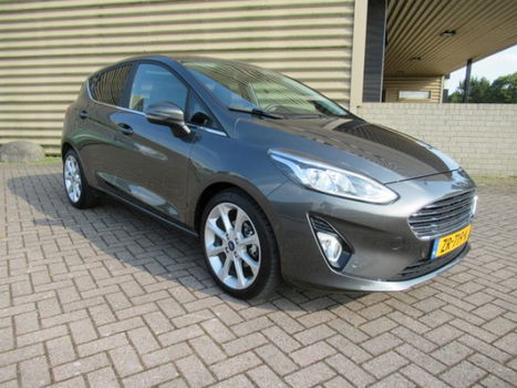 Ford Fiesta - 1.0 EcoBoost Vignale Automaat [fm navi, ecc, pano schuifdak, 17``lmv, camera, pdc ] - 1