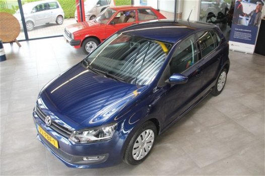 Volkswagen Polo - 1.4 COMFORTLINE - 1