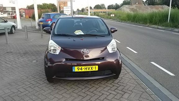 Toyota iQ - IQ - 1