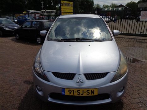 Mitsubishi Grandis - 2.4-16V Intense - 1