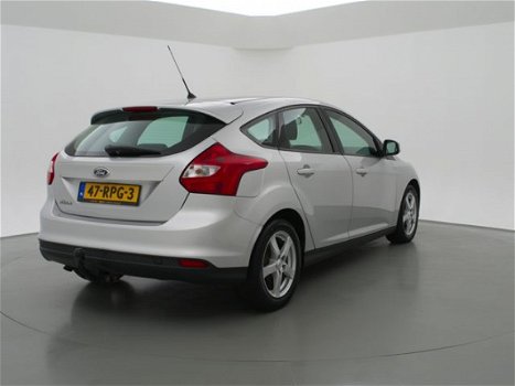 Ford Focus - 1.6 TDCI 5-DEURS + NAVIGATIE / LMV / TREKHAAK / BLUETOOTH - 1