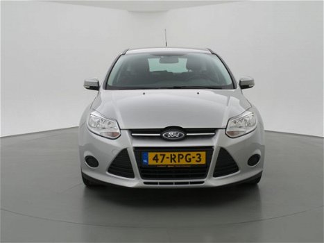 Ford Focus - 1.6 TDCI 5-DEURS + NAVIGATIE / LMV / TREKHAAK / BLUETOOTH - 1