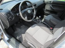 Volkswagen Golf Variant - 1.6 77KW Comfortline