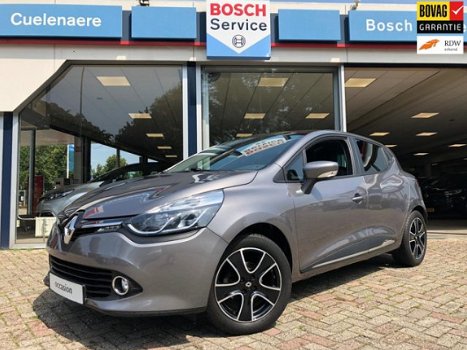 Renault Clio - TCe 90 Expression Pano / Navi / LM velgen / P-sensor - 1