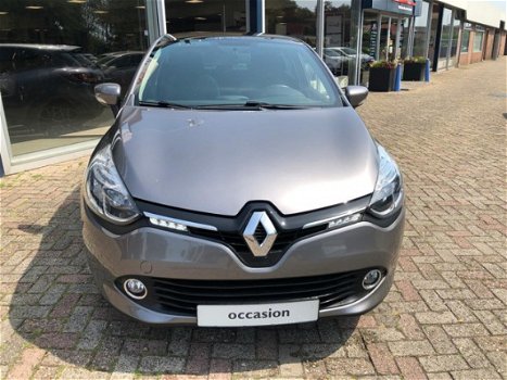 Renault Clio - TCe 90 Expression Pano / Navi / LM velgen / P-sensor - 1