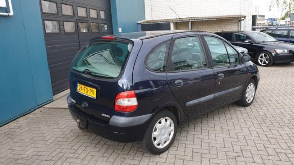 Renault Scénic - 1.6-16V RXE Stuurbekr Trekhaak - 1