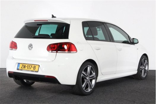 Volkswagen Golf - 1.4 TSI R-Line Edition | 160pk. | navigatie | xenon | lmv 18