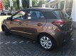 Hyundai i20 - 1.2 HP i-Motion Comfort Org. NL|Bluetooth|Climate|Cruise|Parkeersensoren - 1 - Thumbnail