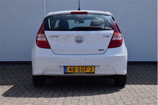 Hyundai i30 - 1.4i Airco Radio- CD- USB Speler - 1