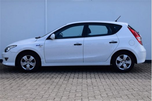 Hyundai i30 - 1.4i Airco Radio- CD- USB Speler - 1