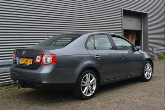 Volkswagen Jetta - 1.4 TSI Trendline AIRCO ELEK.RAMEN TREKHAAK + INRUIL MOGELIJK - 1