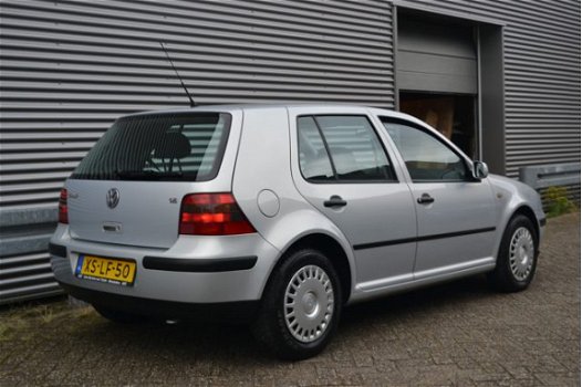 Volkswagen Golf - 1.6 Comfortline 5DRS. AIRCO CD + INRUIL MOGELIJK - 1