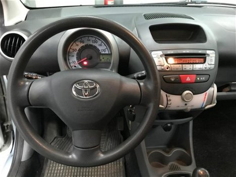 Toyota Aygo - 1.0-12V 5drs AIRCO koppeling nieuw - 1