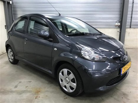 Toyota Aygo - 1.0-12V 5drs APK elec pakket - 1