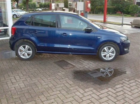 Volkswagen Polo - 1.4-16V Comfortline Match uitvoering Cruise control, parc tronic, stoelverwarm - 1