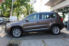 Volkswagen Tiguan - 1.4 TSI Sport&Style TREKHAAK DEALER OND