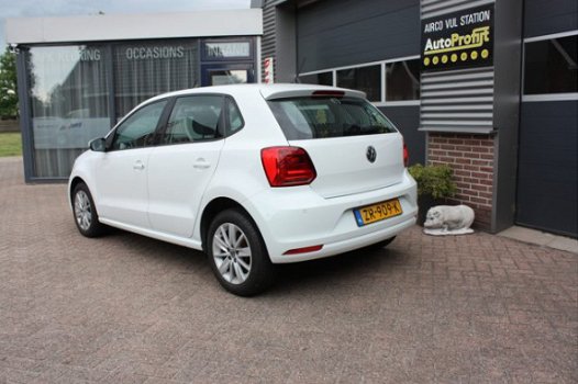 Volkswagen Polo - 1.0 Comfortline Prachtige auto MODEL 2015 Auto met vele opties - 1