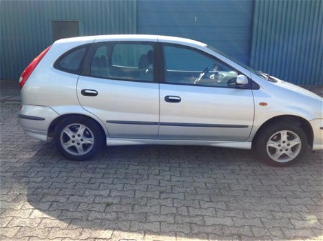 Nissan Almera Tino - 1.8 Tekna MOTORSCHADELPG G3 VANAF 2015 INBOUW - 1