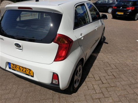 Kia Picanto - 1