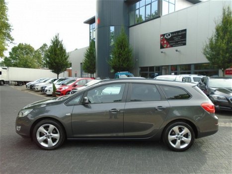 Opel Astra Sports Tourer - 1.4 Turbo Edition - 1