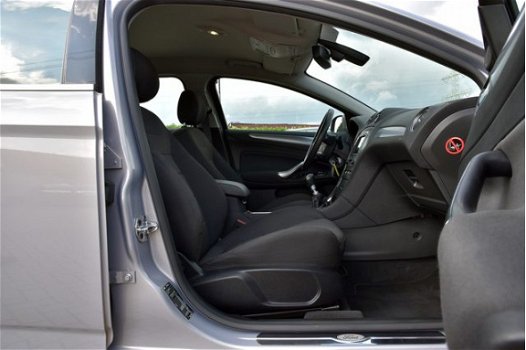 Ford Mondeo Wagon - 1.6 160pk EcoBoost Titanium 02-2014 | Sport | NaviXXL | SV | LED | Rail - 1
