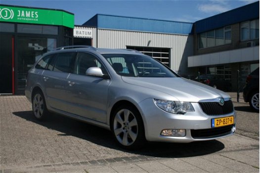 Skoda Superb Combi - 1.8 TSI Ambition Business Line DSG AUTOMAAT Vanaf €232, - pm - 1