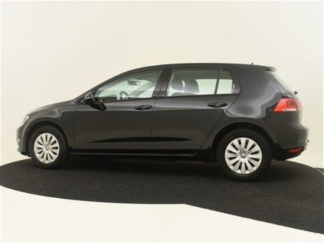 Volkswagen Golf - 1.2 TSI 86PK Trendline DEALEROND. | DAB RADIO | NAVIGATIE | AIRCO - 1