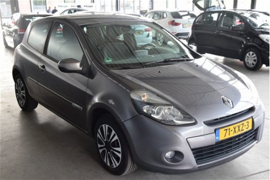 Renault Clio - 1.2 Expression Airco Navigatie All in Prijs Inruil Mogelijk - 1