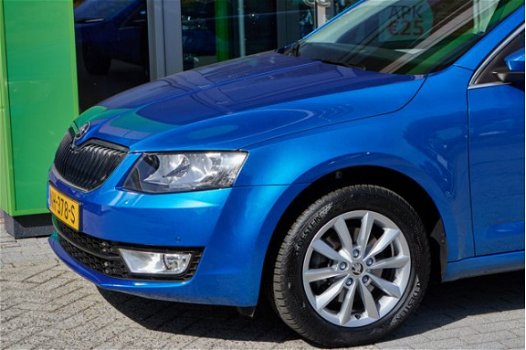 Skoda Octavia Combi - 1.0 TSI 115 pk Ambition Business DSG-automaat | navigatie | panoramadak | clim - 1