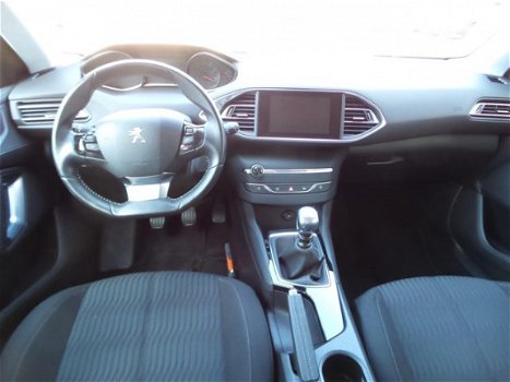 Peugeot 308 SW - 1.2 PureTech Blue Lease Executive * Navi/Clima/PDC/Cruise - 1