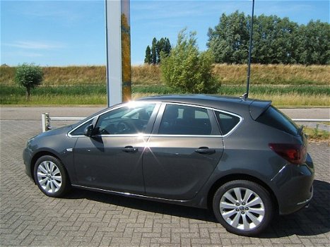 Opel Astra - 1.4 Turbo Ecotec 140pk Cosmo - 1