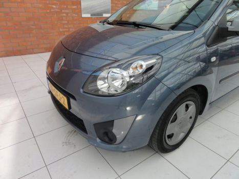 Renault Twingo - 1.2-16V 75 pk Collection | Airco | AUX | Parrot - 1