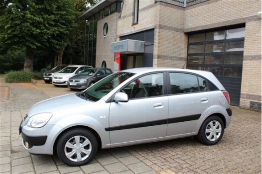 Kia Rio - 1.4 X-tra - 1