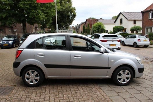 Kia Rio - 1.4 X-tra - 1