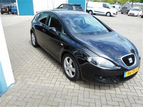 Seat Leon - 1.6 Sportstyle / Cruise / Airco - 1