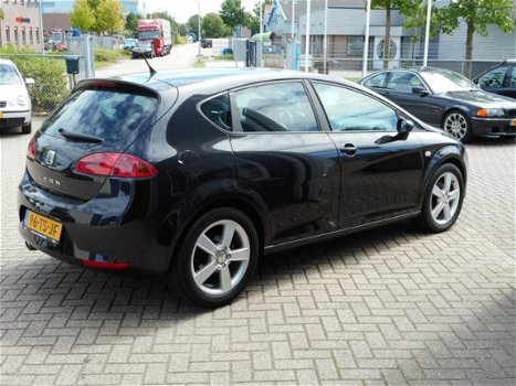 Seat Leon - 1.6 Sportstyle / Cruise / Airco - 1