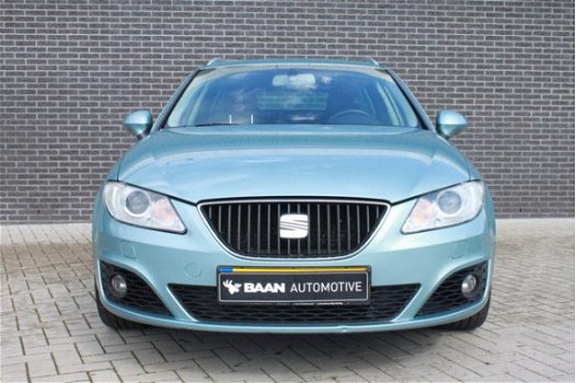 Seat Exeo ST - 2.0 TDI Sport Leer | Stoelverw | Chroom dakrails - 1