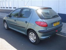 Peugeot 206 - 1.4 XT MET NIEUWE APK